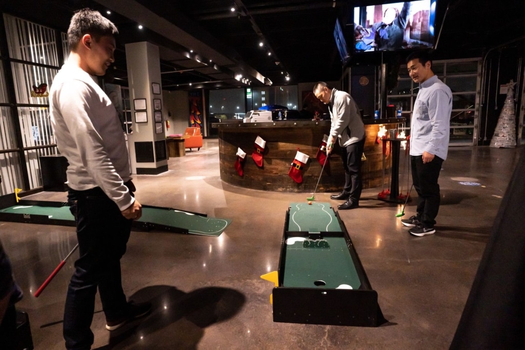 This putting green was great for chatting while staying busy at a Dallas corporate party.